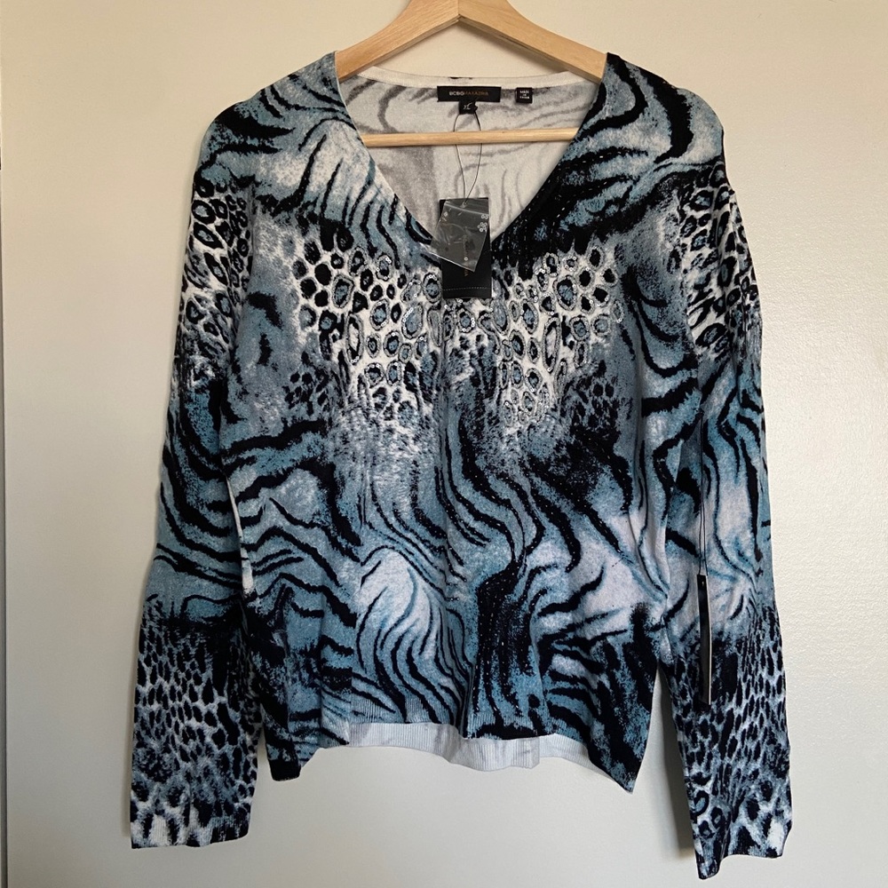 BRAND NEW BCBG MAXAZRIA SWEATER